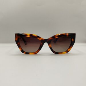 Zarah Carter 882245 C02